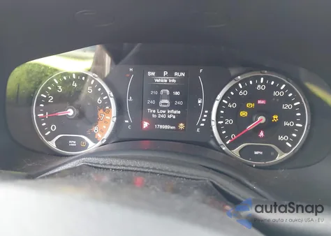 2018 Jeep Renegade Latitude Fwd z USA, uszkodzony, nr VIN ZACCJABB3JPJ37098